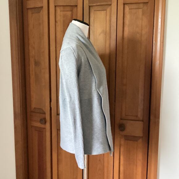 Emily Rose Light Grey Cardigan, Size S - Picture 5 of 10